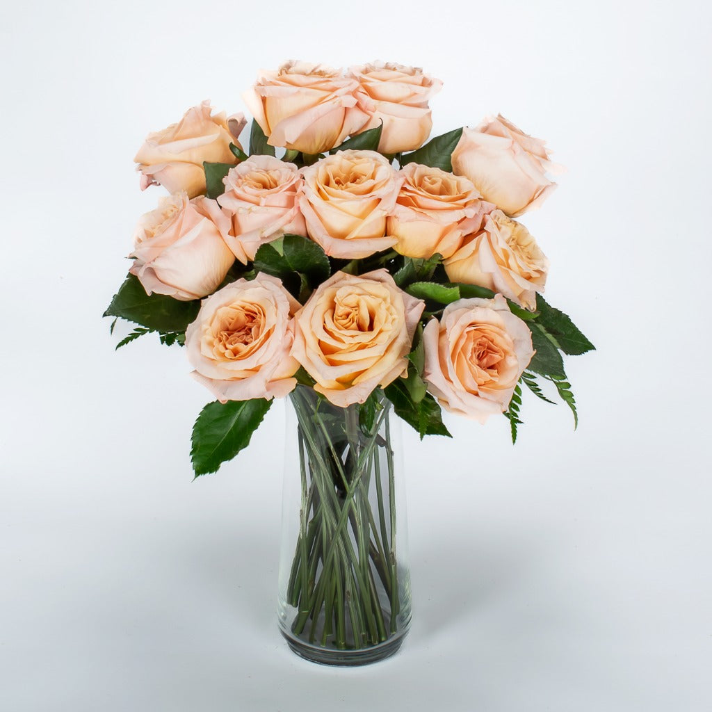 12 Fresh Peach Roses In Vase