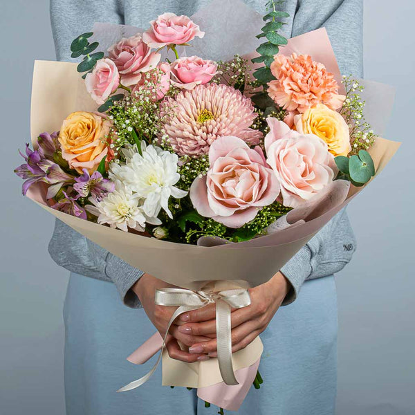 Ooh La La Premium Deluxe Flower Bouquet